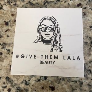 #givethemlalabeauty the grown woman palette